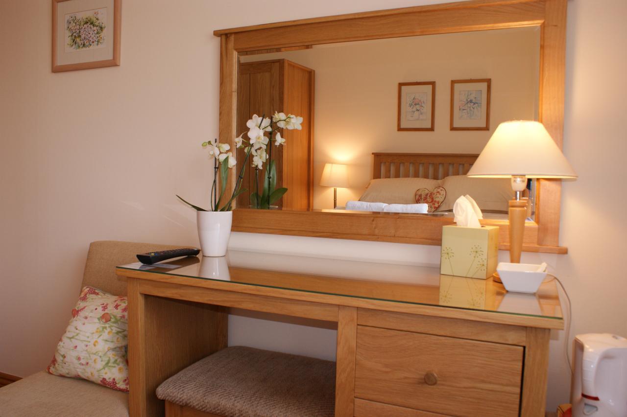 Greencourt Guest House Оубън Екстериор снимка